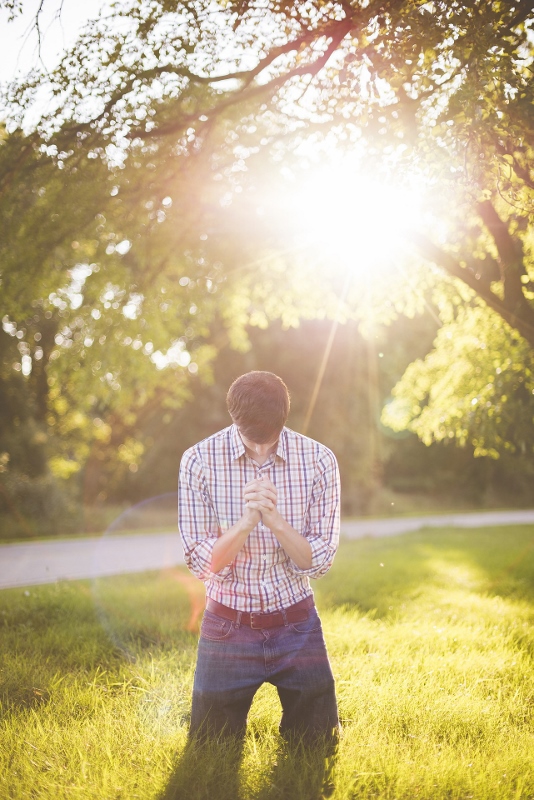 man-kneeling-sunlight (534x800)