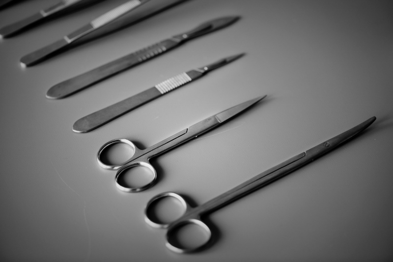 surgical-tools (800x533)